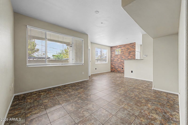 3302 N 7th St #163, Phoenix, AZ 85014