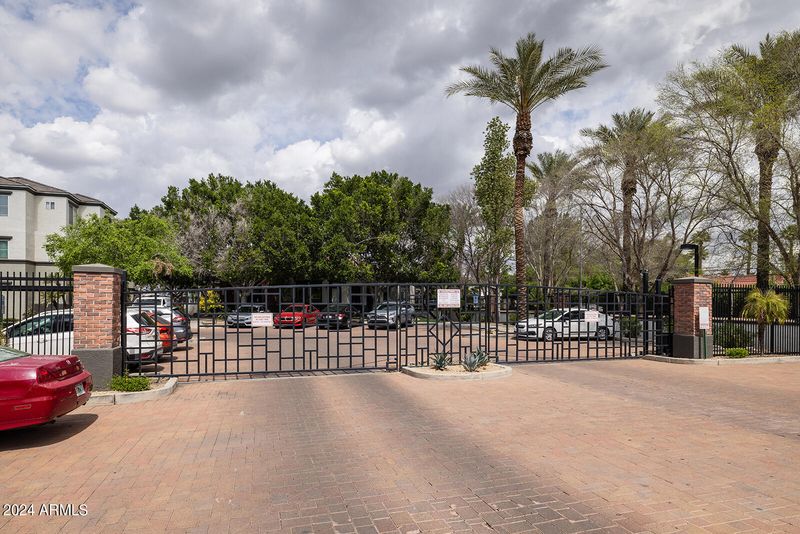 3302 N 7th St #233, Phoenix, AZ 85014