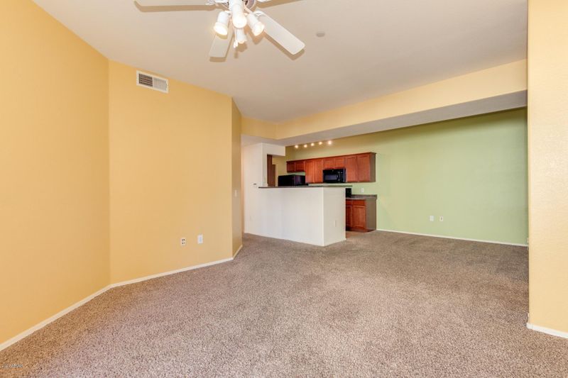 3302 N 7th St #245, Phoenix, AZ 85014