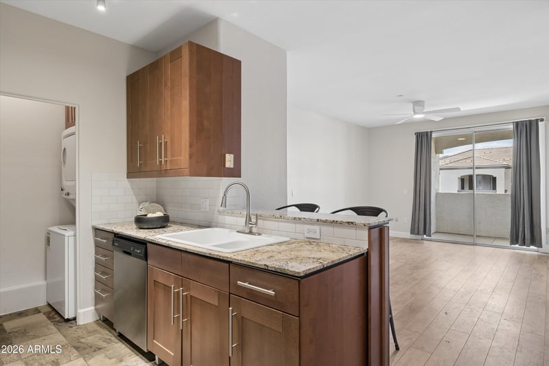 3302 N 7th St #322, Phoenix, AZ 85014