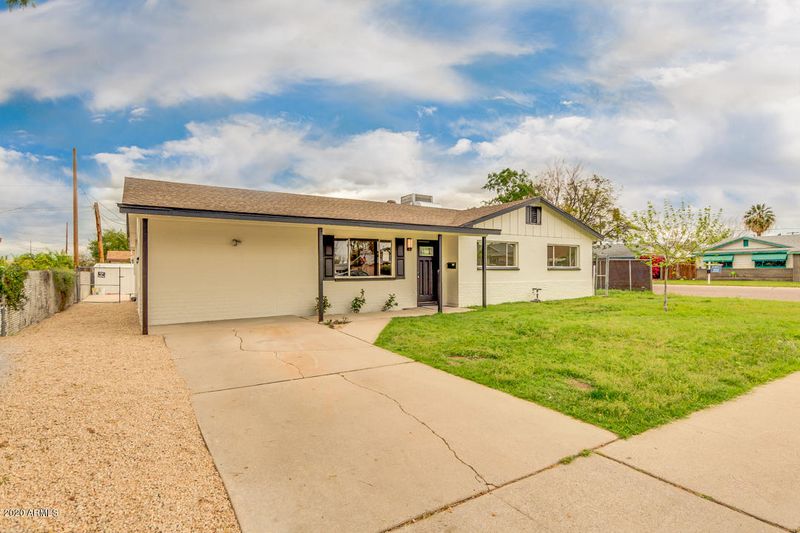 3302 W Charter Oak Rd W, Phoenix, AZ 85029
