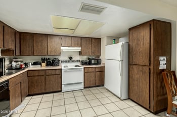 3302 Northern Ave, Phoenix, AZ 85051