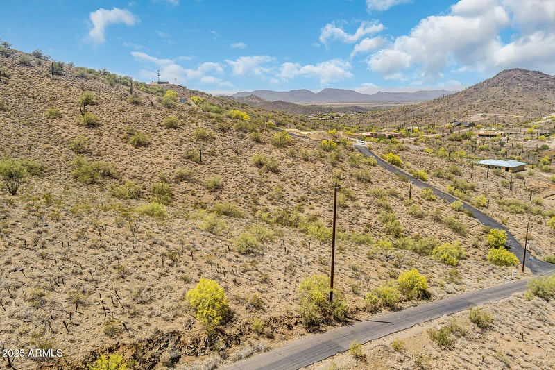 3303 Rambling Rd #-, Desert Hills, AZ 85086