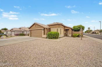 3303 Woodside Way, Gilbert, AZ 85297