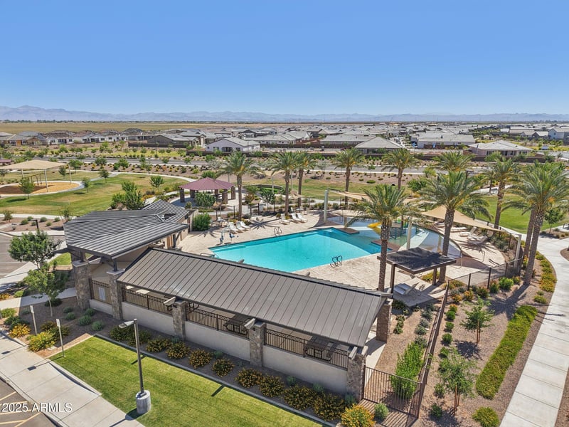 33032 N Brevard Pl, San Tan Valley, AZ 85143