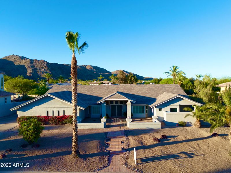 3306 E Tonto Dr, Phoenix, AZ 85044