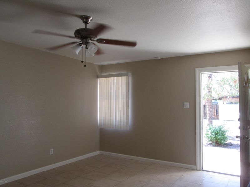 3307 N 57th Dr, Phoenix, AZ 85031