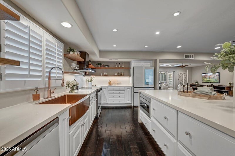 3307 S Terrace Rd, Tempe, AZ 85282