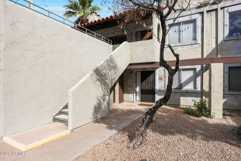 3309 70th St #102, Scottsdale, AZ 85251