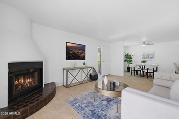 3309 70th St #112, Scottsdale, AZ 85251