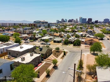331 13th Pl, Phoenix, AZ 85006