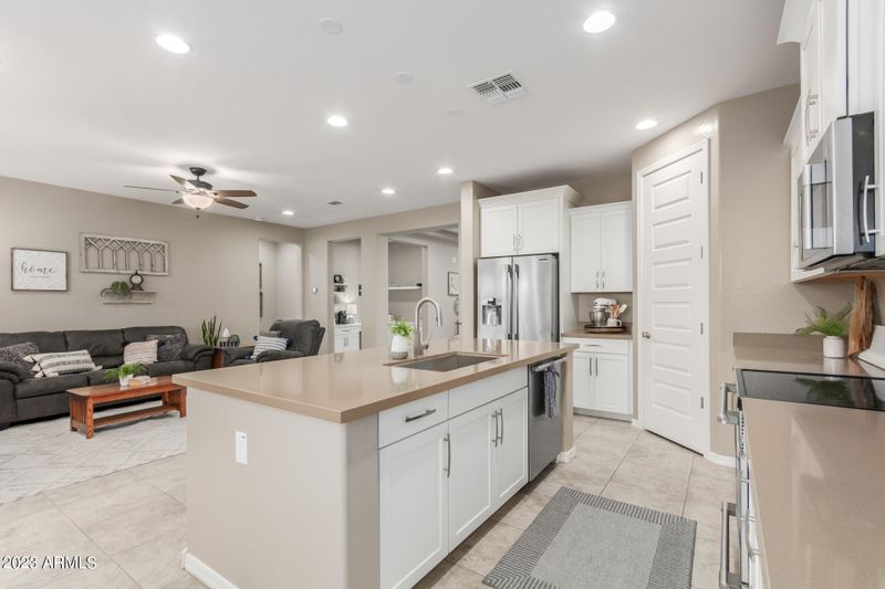 331 E Lazio Rd, San Tan Valley, AZ 85140