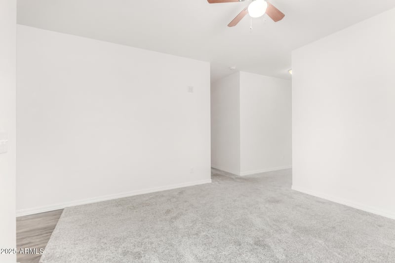 331 Mammoth Cave Dr, San Tan Valley, AZ 85140