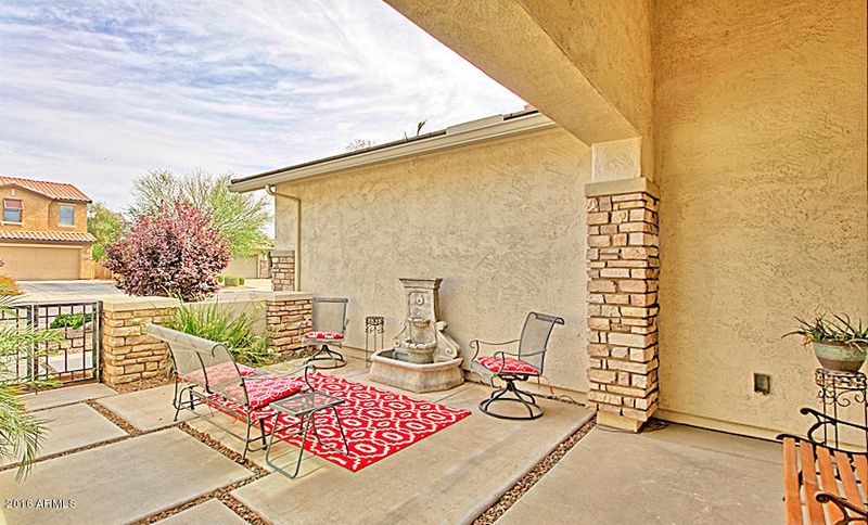 331 W Hackberry Dr, Chandler, AZ 85248
