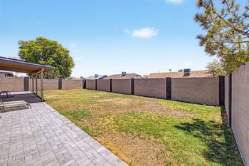 331 Taro Ln, Phoenix, AZ 85027
