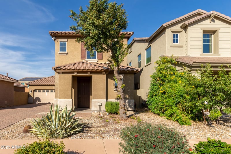 3310 Gran Paradiso Dr, Phoenix, AZ 85086