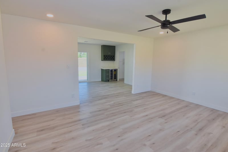3310 Sweetwater Ave, Phoenix, AZ 85029
