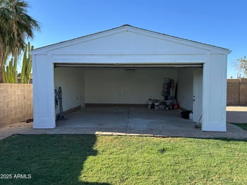 3310 Sweetwater Ave, Phoenix, AZ 85029