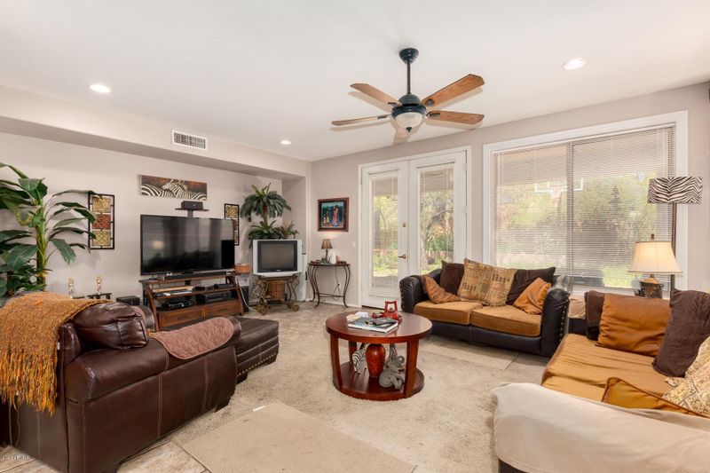 3310 W Honor Ct, Anthem, AZ 85086