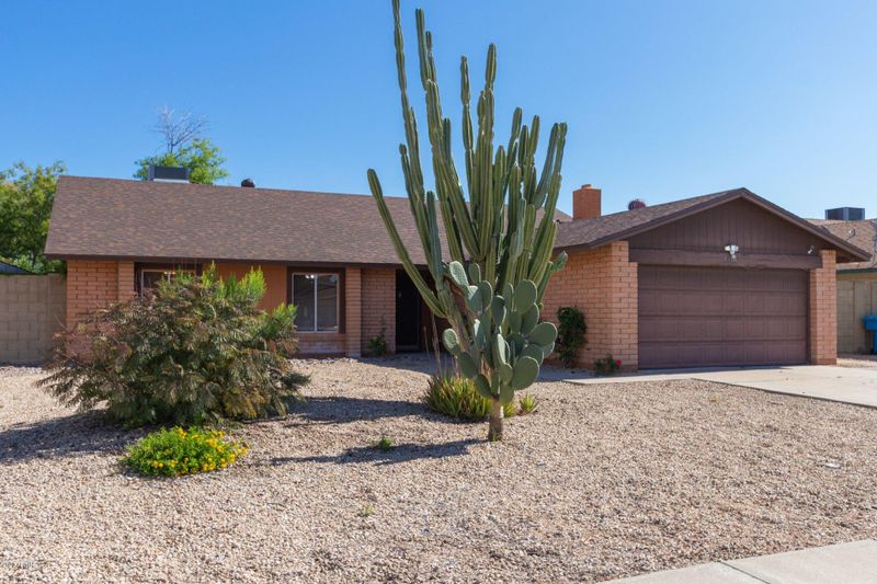 3310 W Phelps Rd, Phoenix, AZ 85053