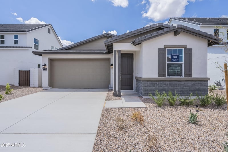 3311 Garnet St, San Tan Valley, AZ 85144