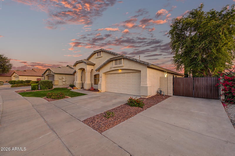 3311 W Walter Way, Phoenix, AZ 85027