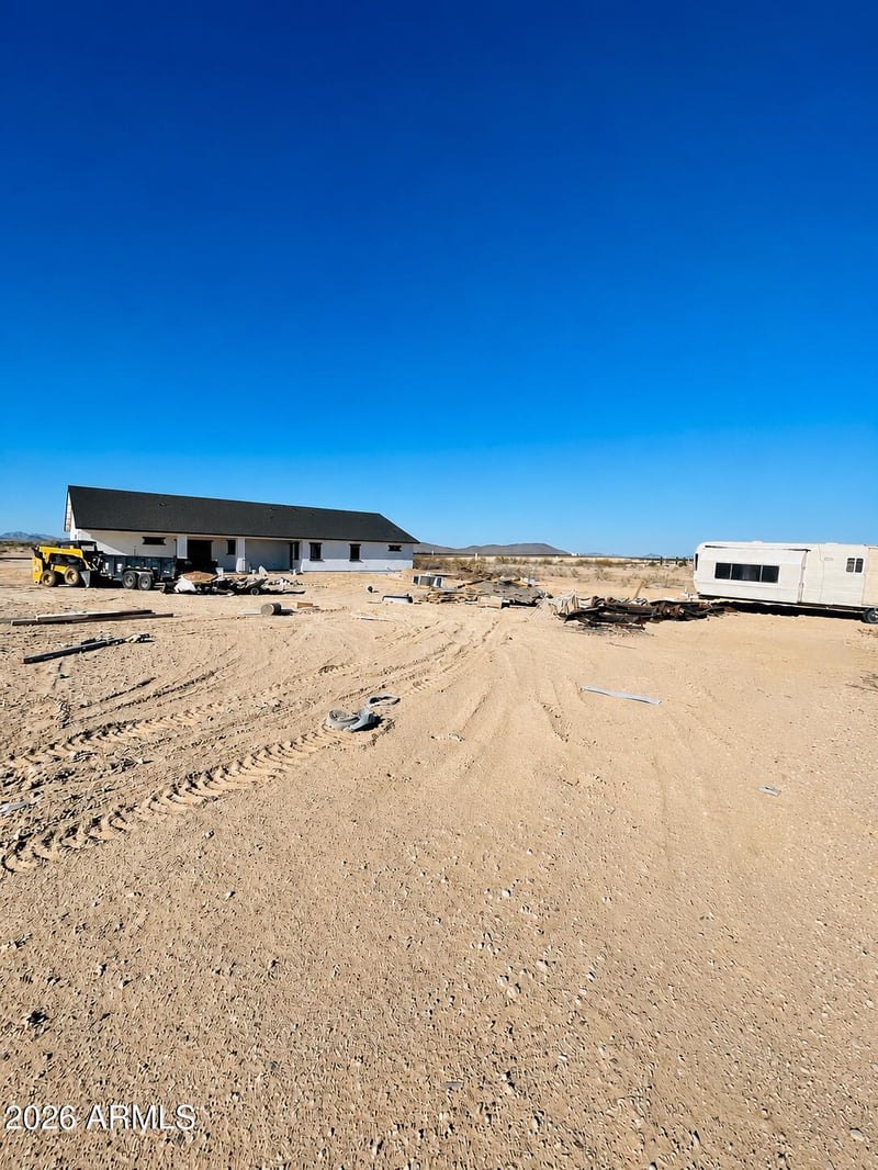 33112 Dobbins Rd, Tonopah, AZ 85354