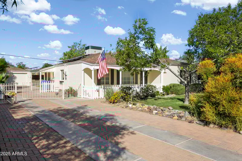 3312 15th Ave, Phoenix, AZ 85015