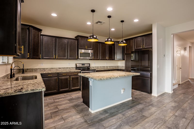 3312 Russell St, Mesa, AZ 85213