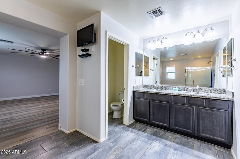 3312 Russell St, Mesa, AZ 85213