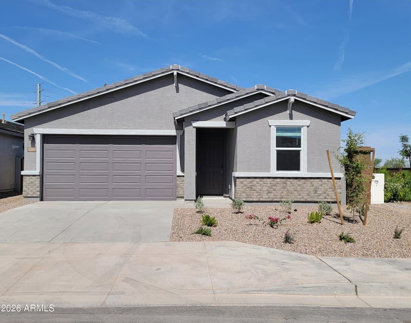 33122 Noir Dr, San Tan Valley, AZ 85143