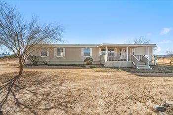 33125 Euclid Ave, Tonopah, AZ 85354