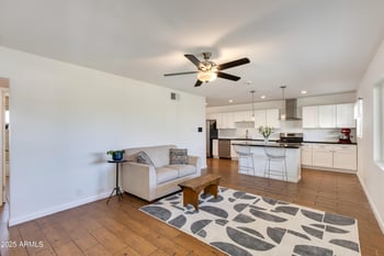 3313 43rd Pl, Phoenix, AZ 85018