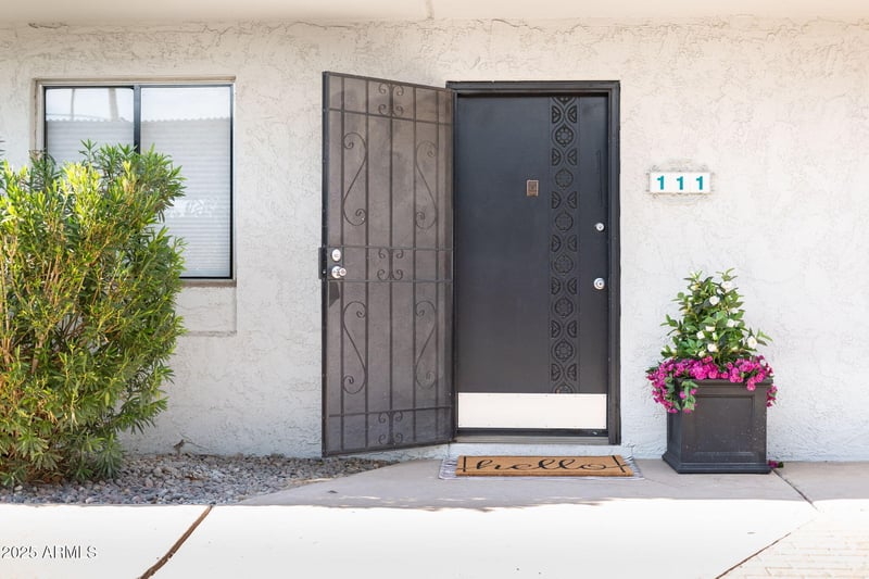 3313 68th St #111, Scottsdale, AZ 85251