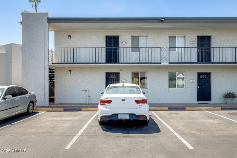 3313 68th St #119, Scottsdale, AZ 85251