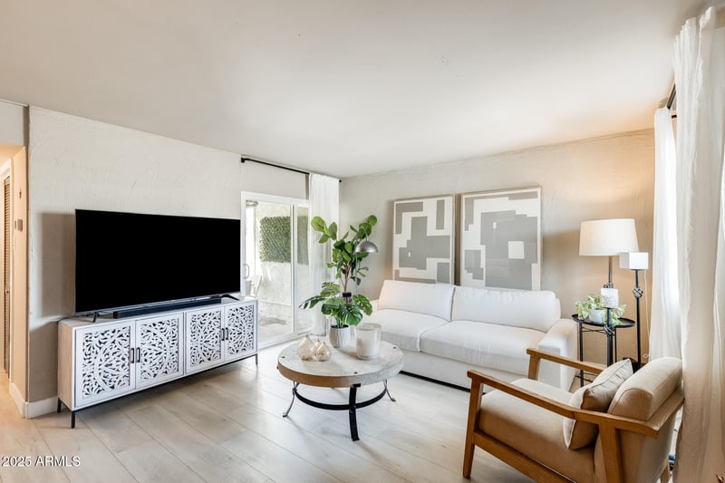 3313 68th St #119, Scottsdale, AZ 85251