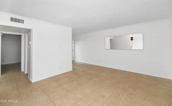 3313 68th St #136, Scottsdale, AZ 85251