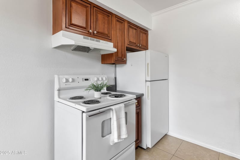 3313 68th St #136, Scottsdale, AZ 85251