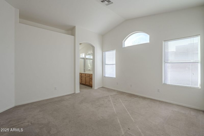 3313 E Waltann Ln, Phoenix, AZ 85032