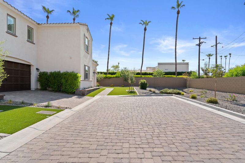 3313 N 25th Pl, Phoenix, AZ 85016
