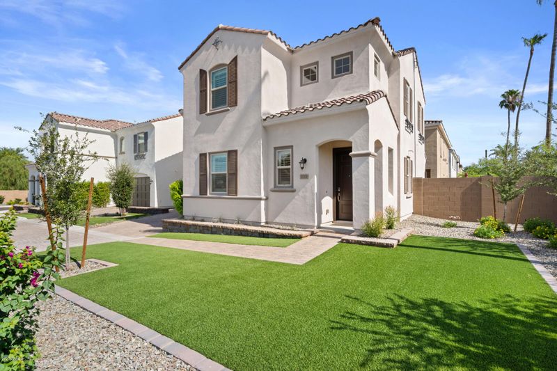 3313 N 25th Pl, Phoenix, AZ 85016
