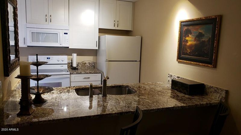 3313 N 68th St #110, Scottsdale, AZ 85251