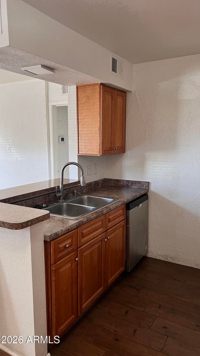 3313 68th St #120, Scottsdale, AZ 85251