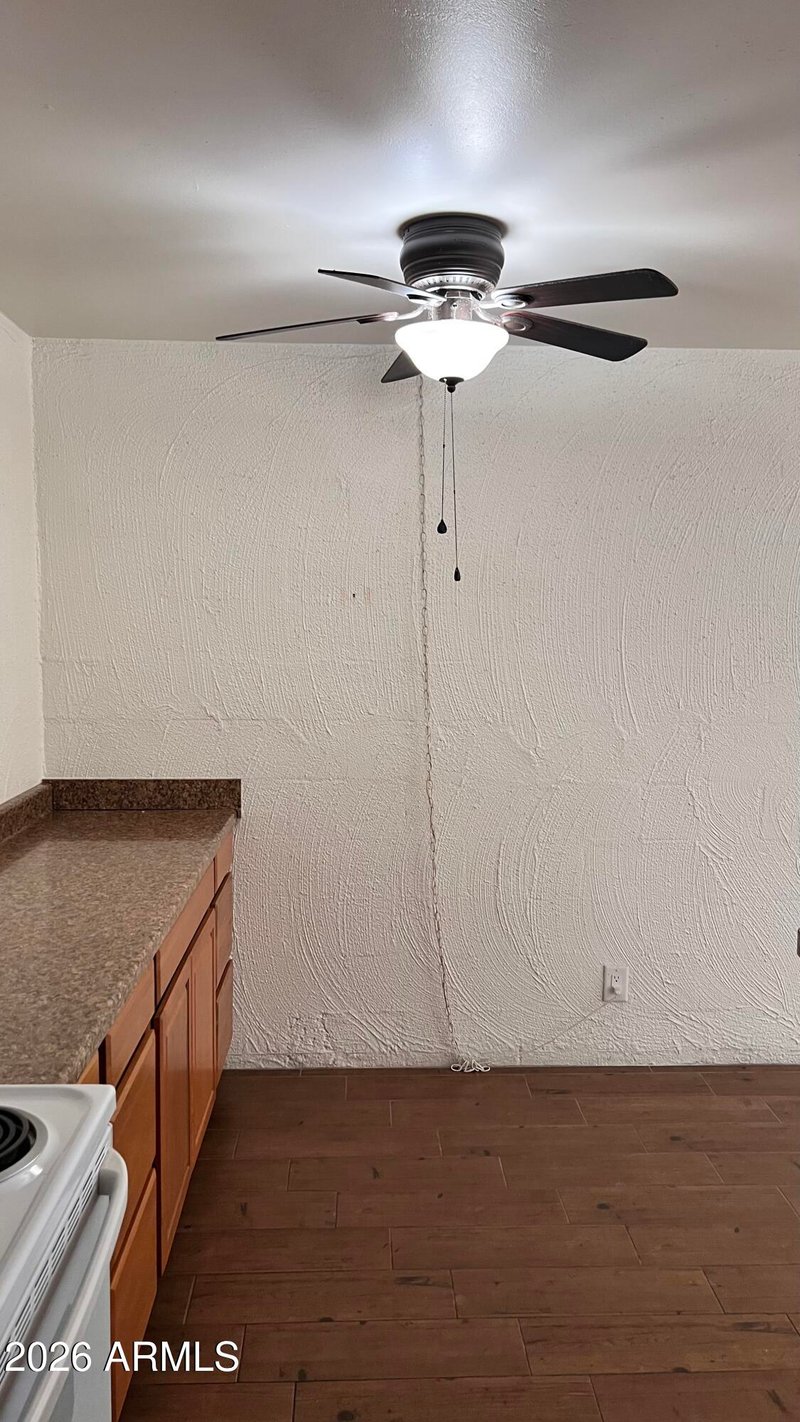 3313 68th St #120, Scottsdale, AZ 85251