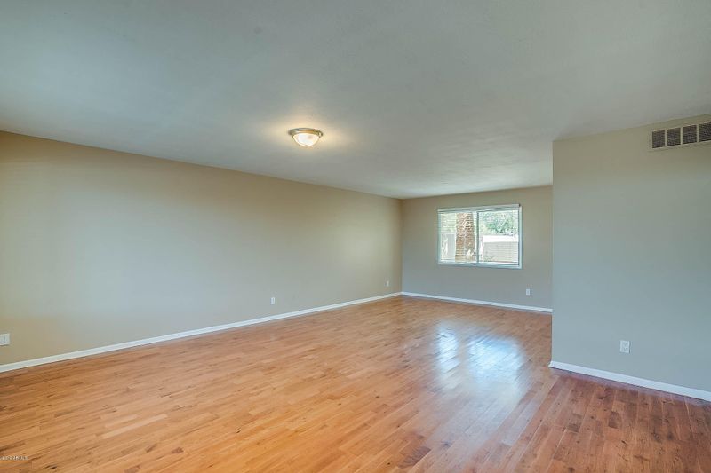 3313 S Oak St, Tempe, AZ 85282
