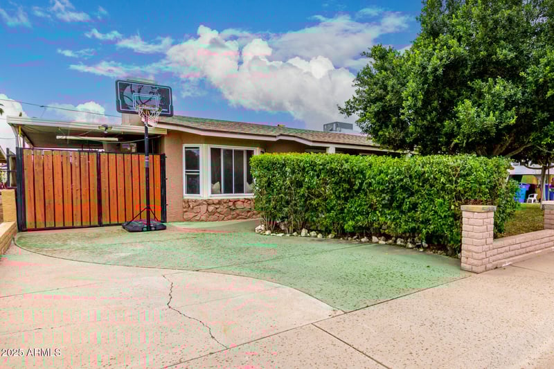 3313 Surrey Ave, Phoenix, AZ 85029