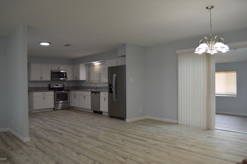 3313 W Maryland Ave, Phoenix, AZ 85017