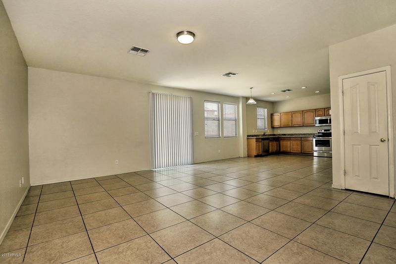 3313 W Nancy Ln, Phoenix, AZ 85041