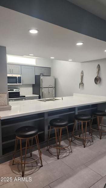 3314 68th St #116, Scottsdale, AZ 85251