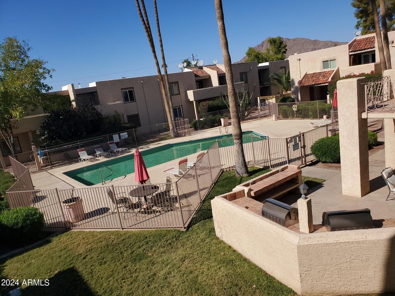 3314 68th St #204, Scottsdale, AZ 85251